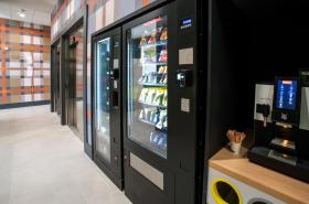 easyHotel Marseille Euromed - photo 9