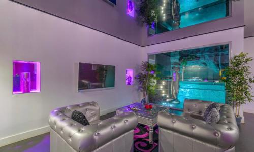 Love Room Evasion Duo - photo 2