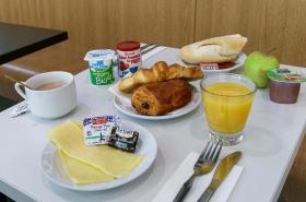 B&B HOTEL Marseille Euromed - photo 8