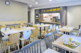 B&B HOTEL Marseille Les Ports - photo 11