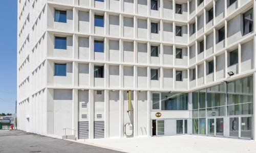 B&B HOTEL Marseille Les Ports - photo 2