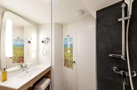 ibis Styles Marseille Centre Prado Place Castellane - photo 17