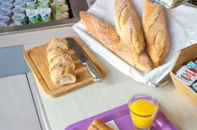 B&B HOTEL Marseille Centre La Timone - photo 10