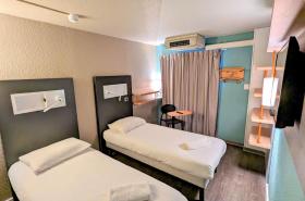 ibis budget Marseille Vieux Port - photo 6
