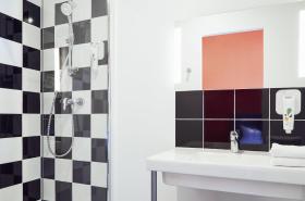 ibis Styles Marseille Vieux Port - photo 17