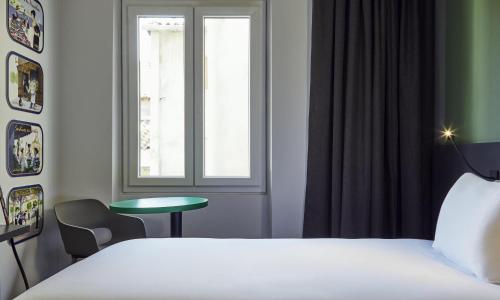 ibis Styles Marseille Vieux Port - photo 2