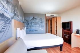 ibis Marseille Centre Gare Saint Charles - photo 4