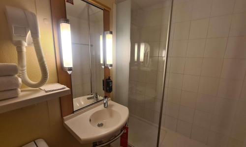 ibis Marseille Centre Gare Saint Charles - photo 2