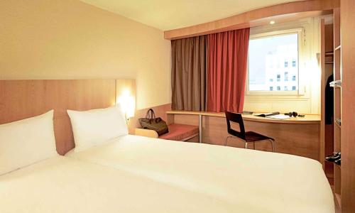 ibis Marseille Centre Gare Saint Charles - photo 2