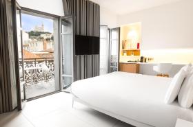Hotel C2 - photo 4